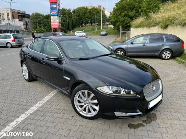 Jaguar XF 2.2 Diesel - 4