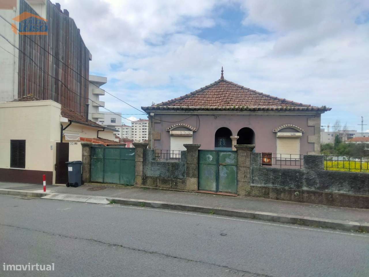 Terreno para construção em altura ou restauro da moradia existente - Grande imagem: 3/8