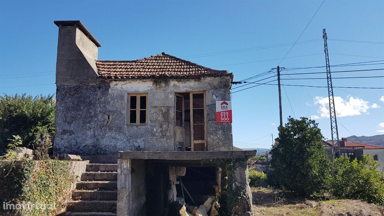 Terreno com ruína em Penafiel, Boelhe