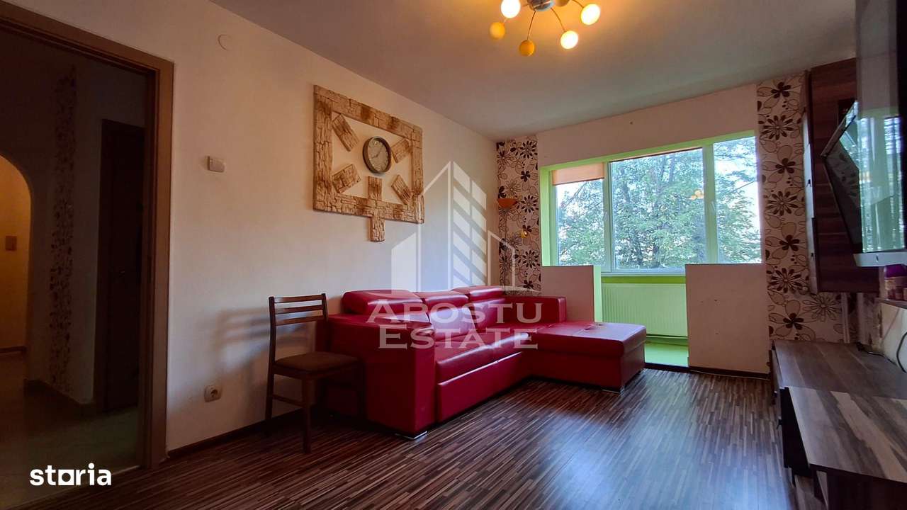 Apartament semidecomandat 3 camere, Miorita - Imagine principală: 3/13