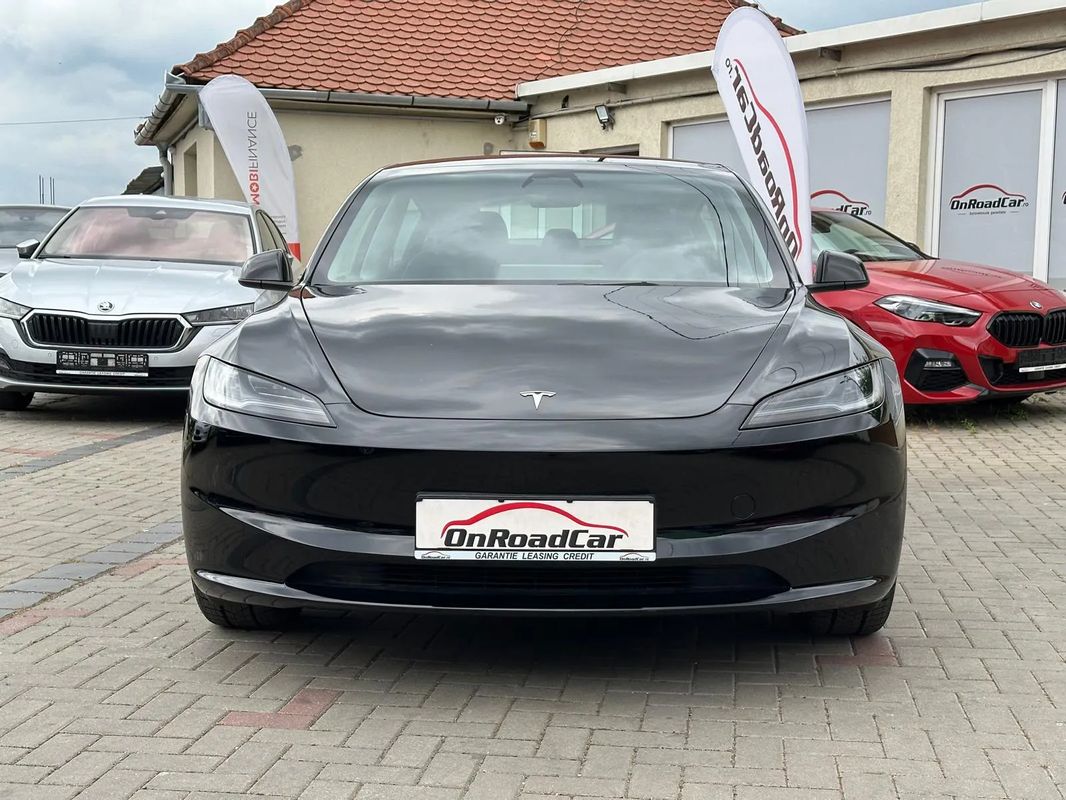 Tesla Model 3 Langstreckenbatterie Allradantrieb Dual Motor - 1