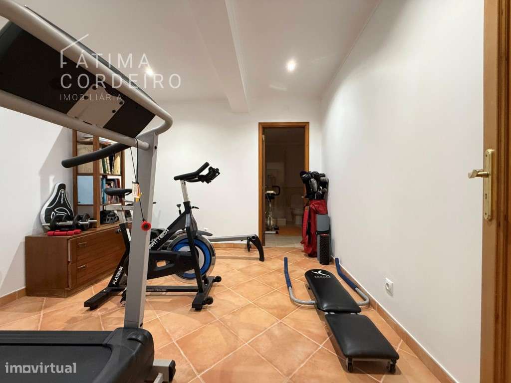 Morada Condomínio Privado Quinta do Peru-36