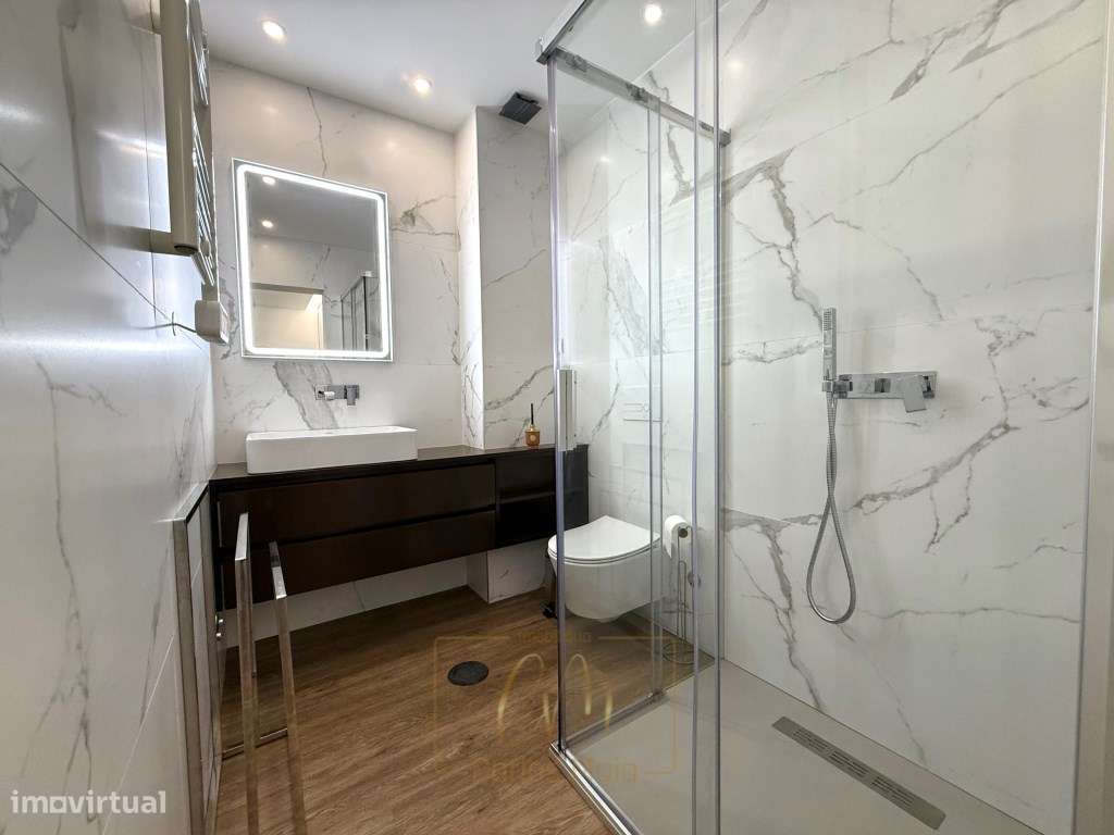 T1 remodelado na 3ª linha de Praia, em condomínio fechado-10