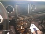 Jeep Gladiator 3.0 CRD Overland AT8 - 12