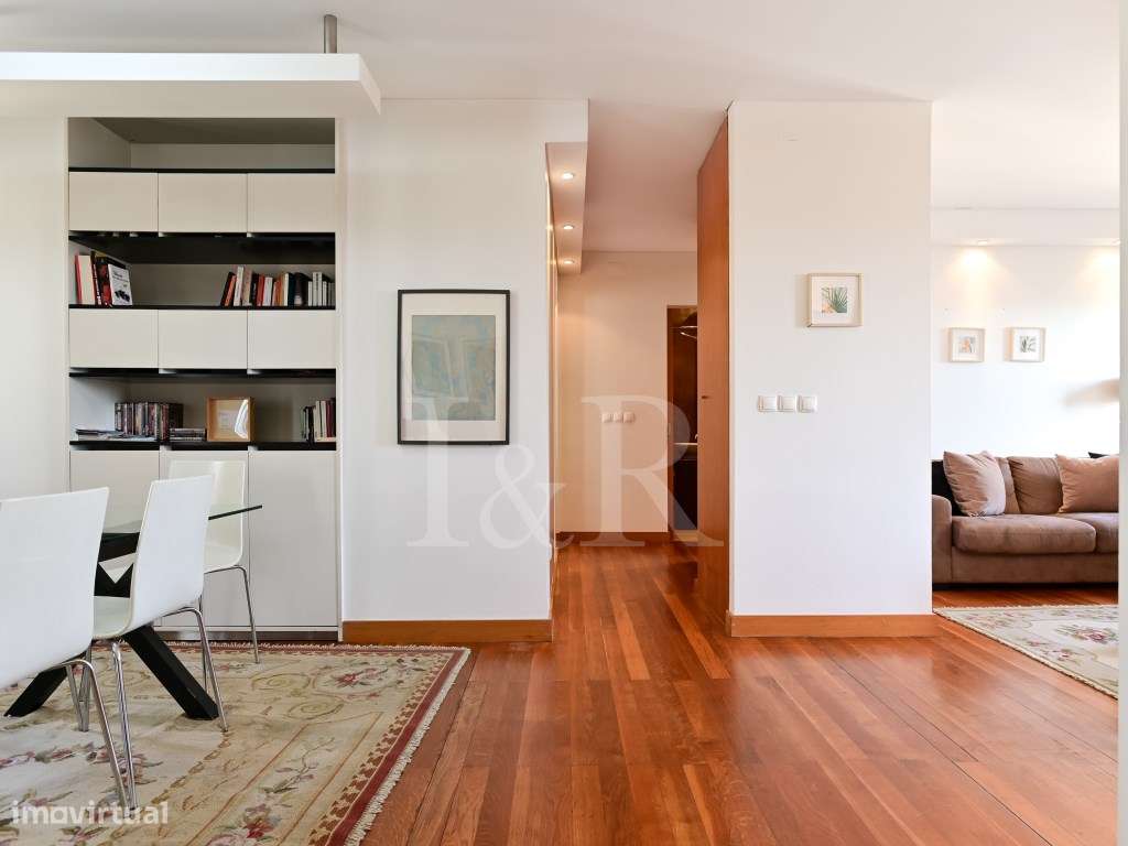 Apartamento T2 com varanda e vista rio no Chiado, Lisboa - Grande imagem: 3/22