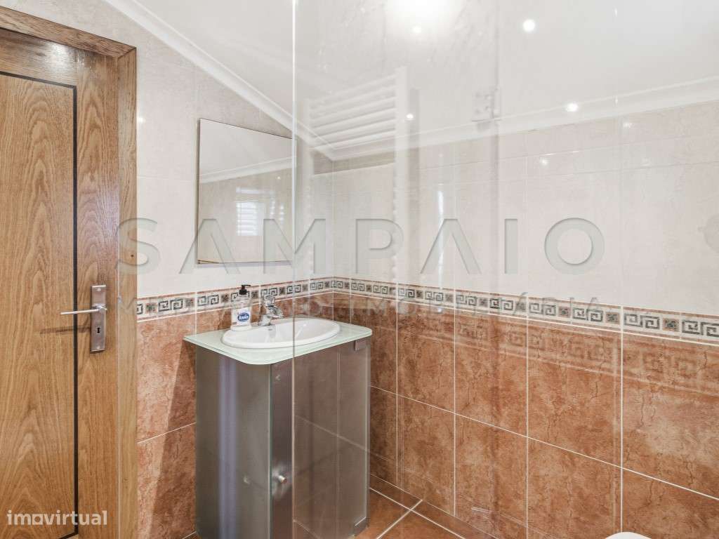 Moradia T4 - Jovim!-12