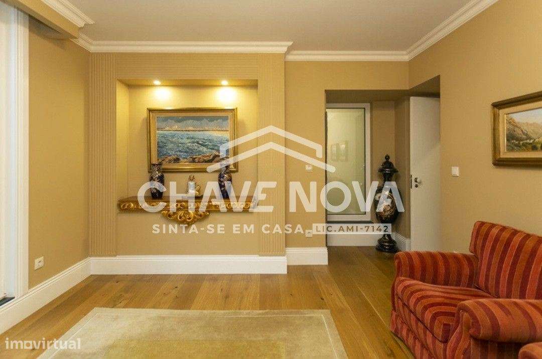 Moradia V3 c/piscina em Melres (vistas de Rio)-21