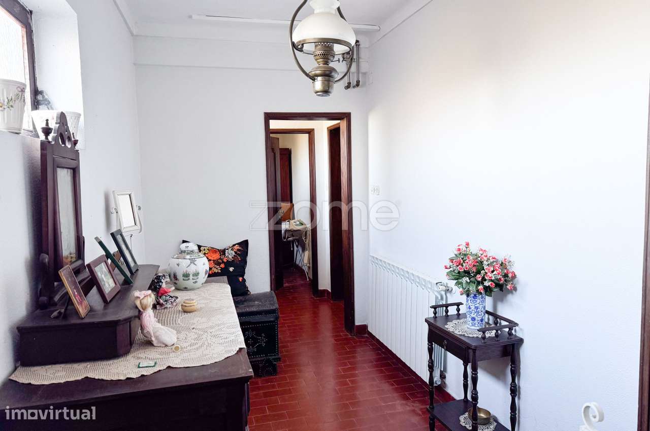 Moradia T6 em Alijó-12