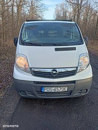 Opel Vivaro - 1