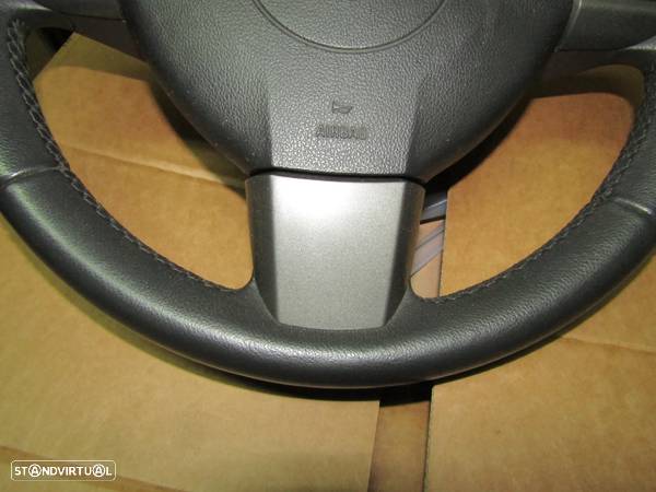 Airbag e volante  condutor Opel Astra ano 2005 - 3