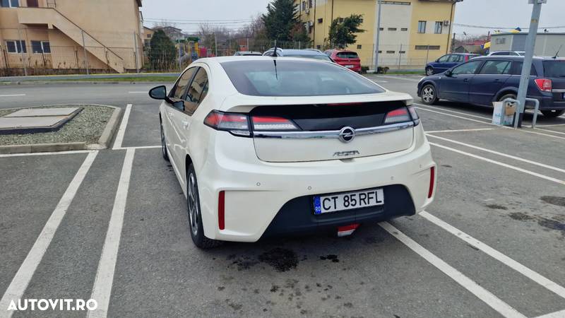 Opel Ampera - 3