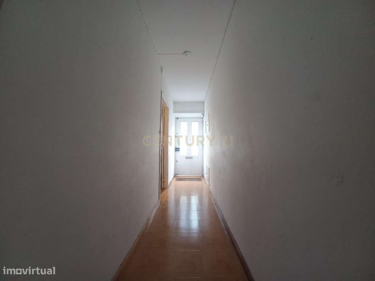 Moradia em Ponta Delgada, Ilha de São Miguel - Grande imagem: 2/27