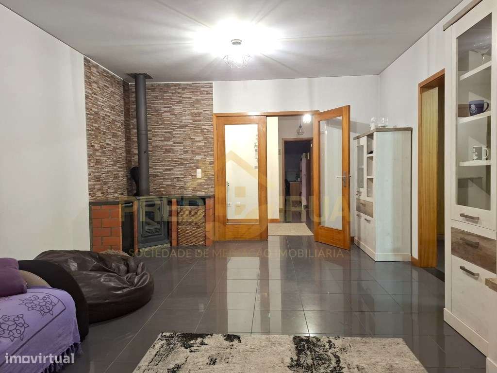 Excelente T2- Como Novo em Condominio fechado - Grande imagem: 4/21