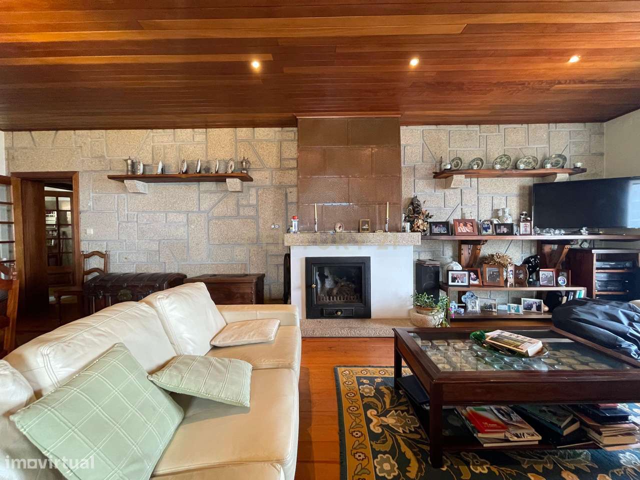 Moradia T6 Caramulo | 296m² | Estilo Rústico | Licença AL-7