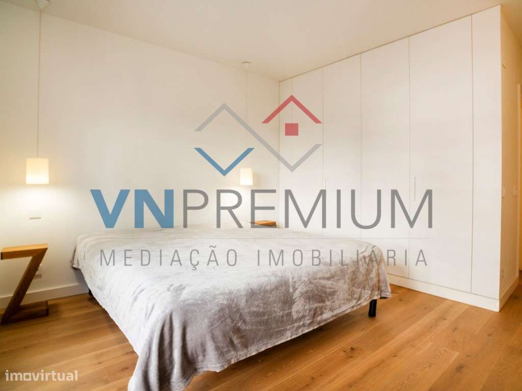 Belíssimo apartamento totalmente remodelado com materiais topo de gama-31