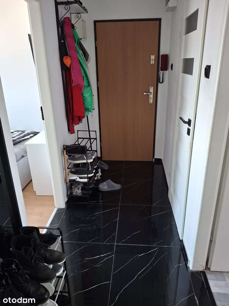 Do sprzedaży wyremontowane mieszkanie-3