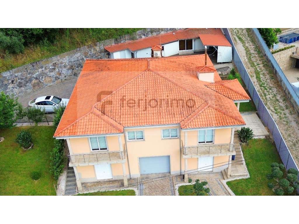 Magnífica Moradia, em zona tranquila-50