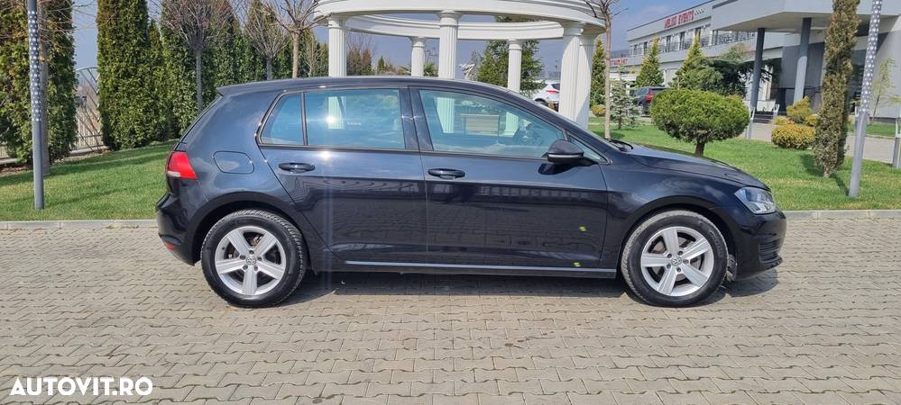 Volkswagen Golf 1.6 TDI BlueMotion Technology DPF Comfortline - 8