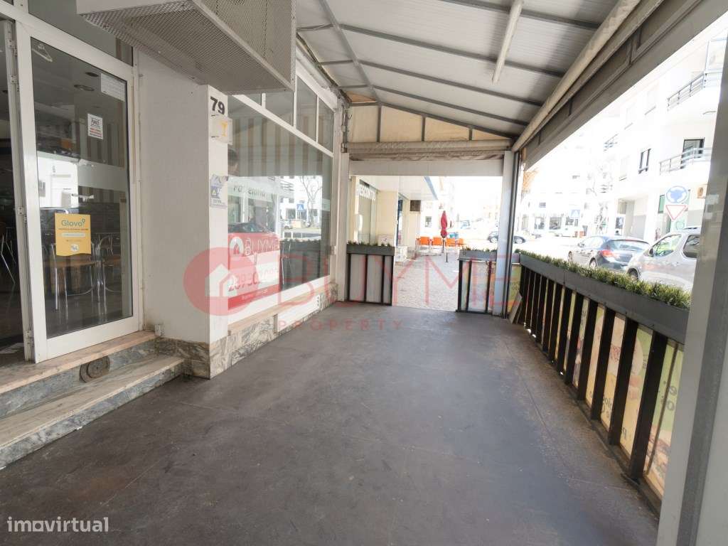 Café / Pastelaria de charme no coração de Quarteira - Grande imagem: 4/16