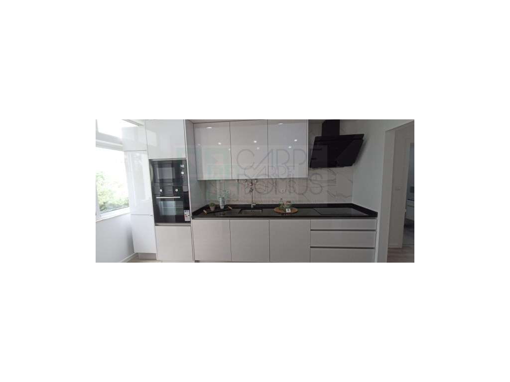 Apartamento T2 - Totalmente remodelado, em S. Domingos de Benfica - Grande imagem: 5/19