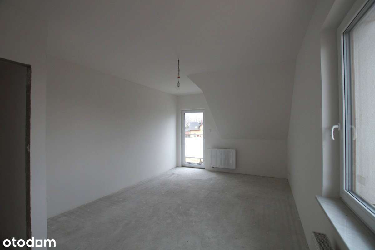 Lokal z garażem w zabudowie bliźniaczej  Kobysewo-10