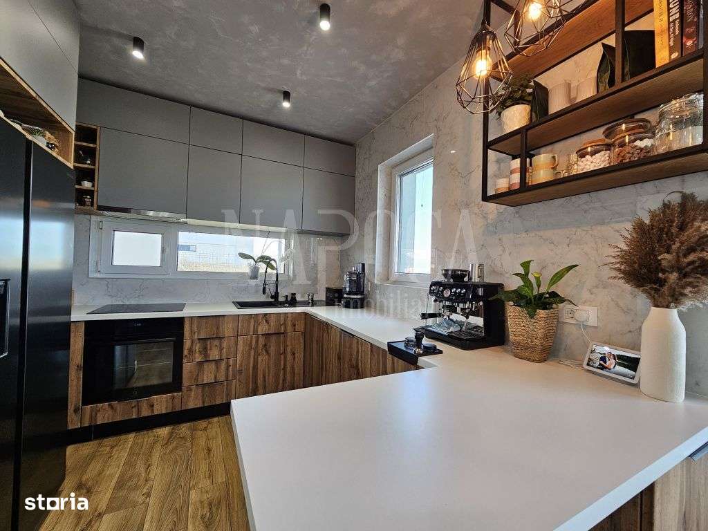 Casa 4 camere de vanzare in Dezmir - Imagine principală: 4/10