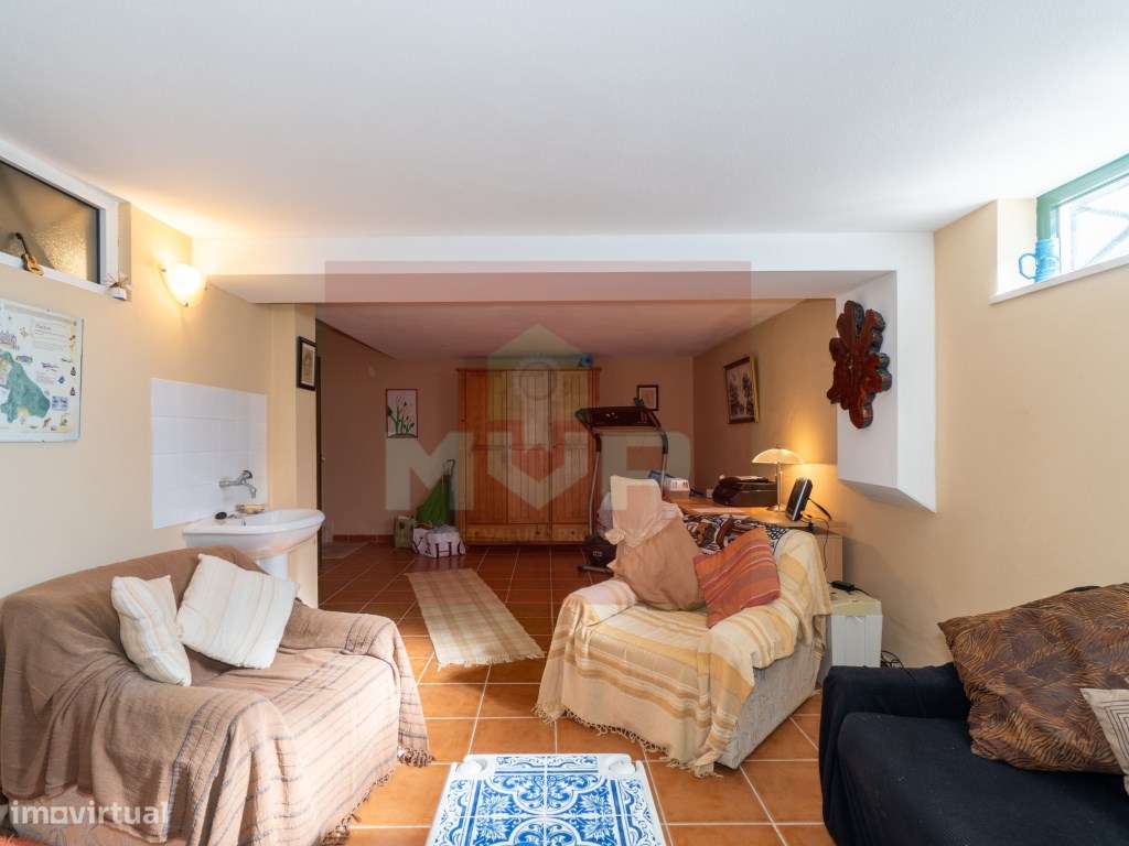 Moradia em banda V3 em Quelfes-33