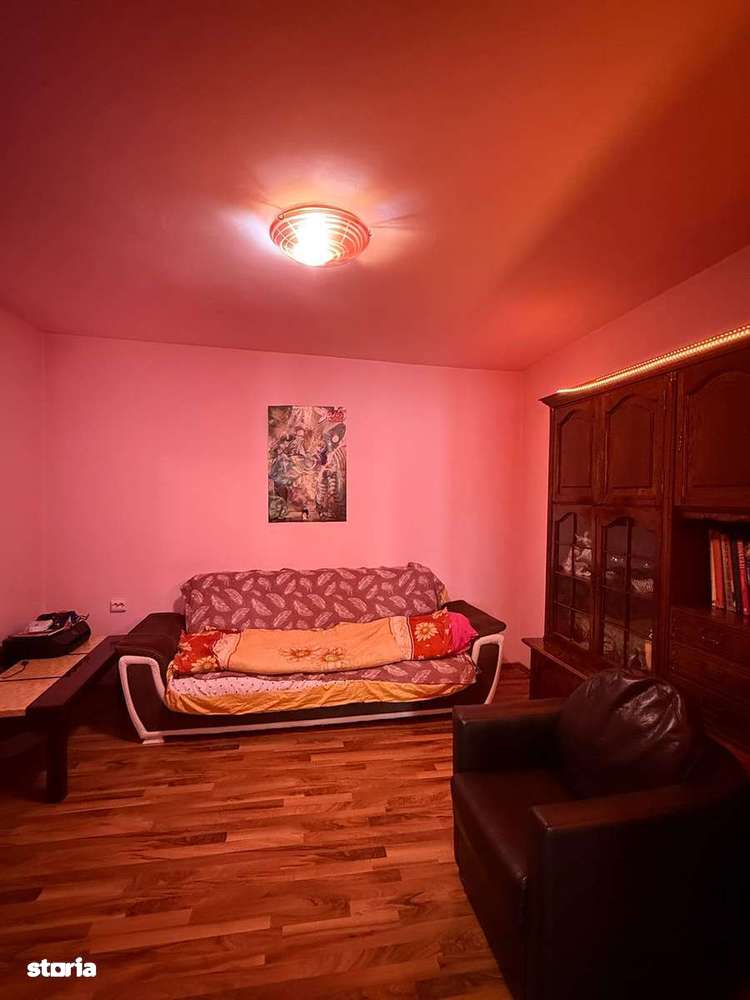 Casa Bucuresti Sector 5 / 6 dormitoare 3 bai/ Toate utilitatile - Imagine principală: 2/17