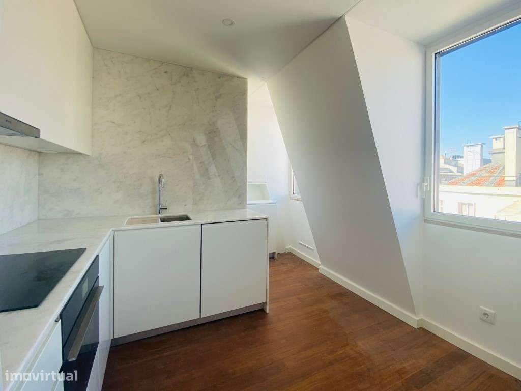 Apartamento T2, varanda, Anjos Lisboa-30