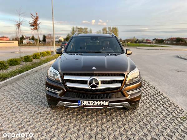 Mercedes-Benz GL 400 4-Matic - 9