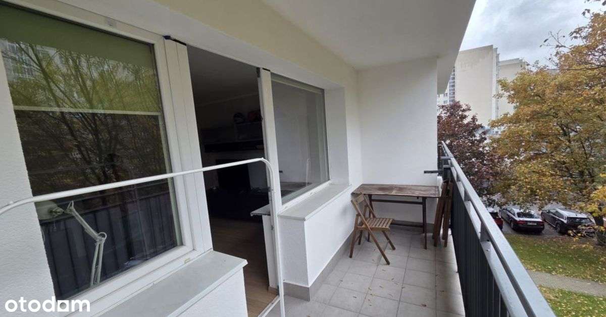 |Blisko Metra | Duży Balkon | Komórka Lokatorska|-5