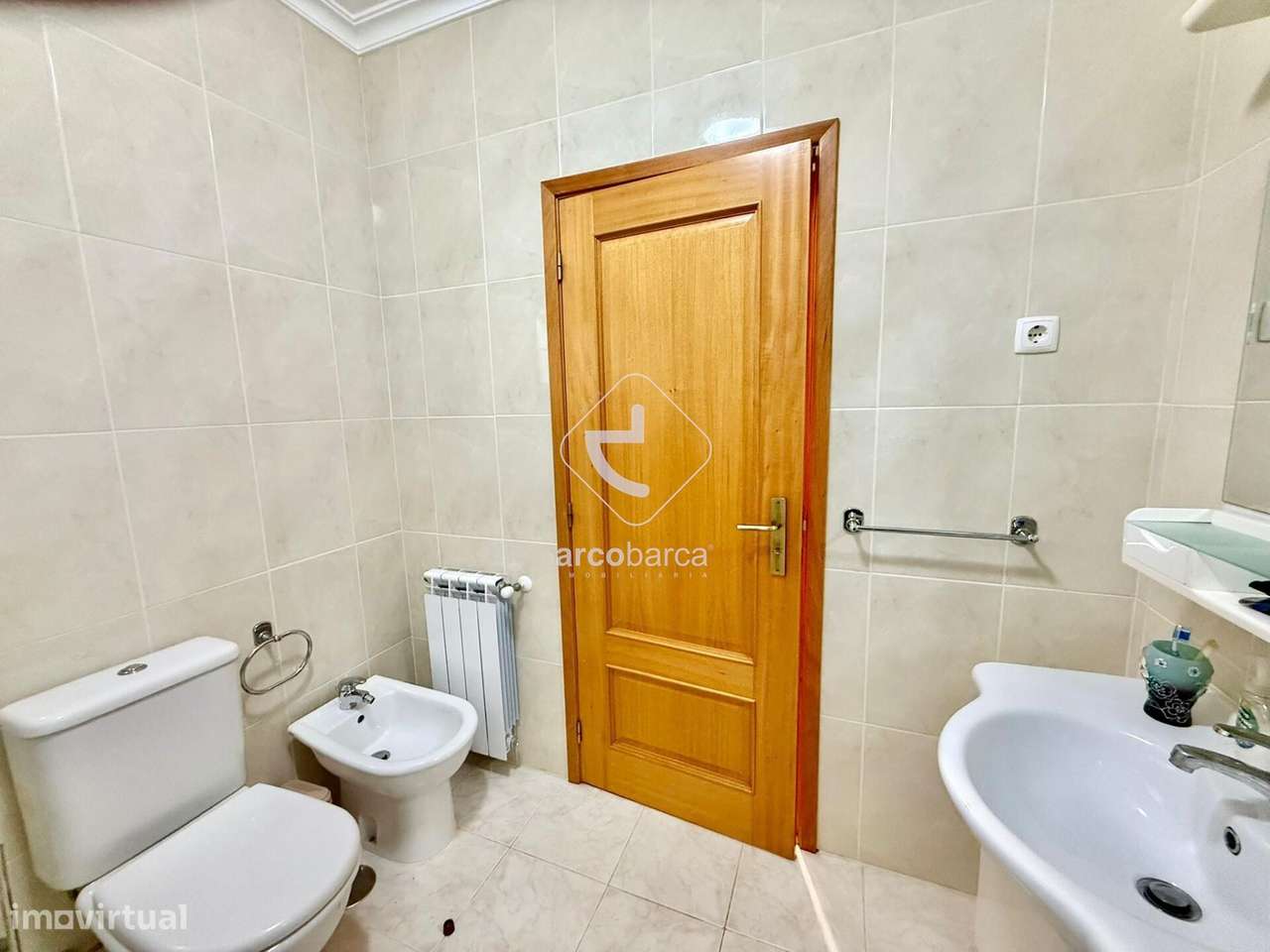 Moradia T4 com piscina - Arcos de Valdevez-28