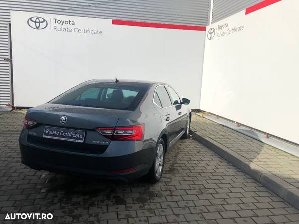 Skoda Superb - 4