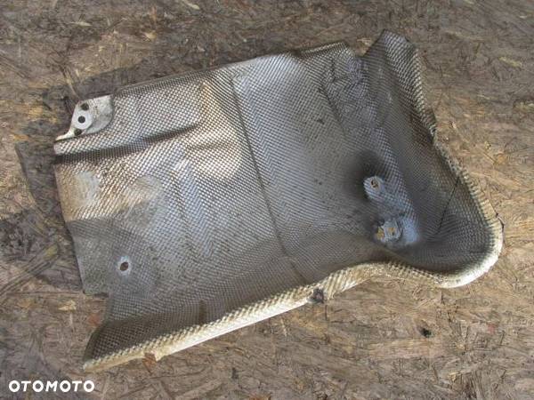 Audi A4 B8 1.8 tfsi Osłona termiczna tłumika 8K0804173C - 3