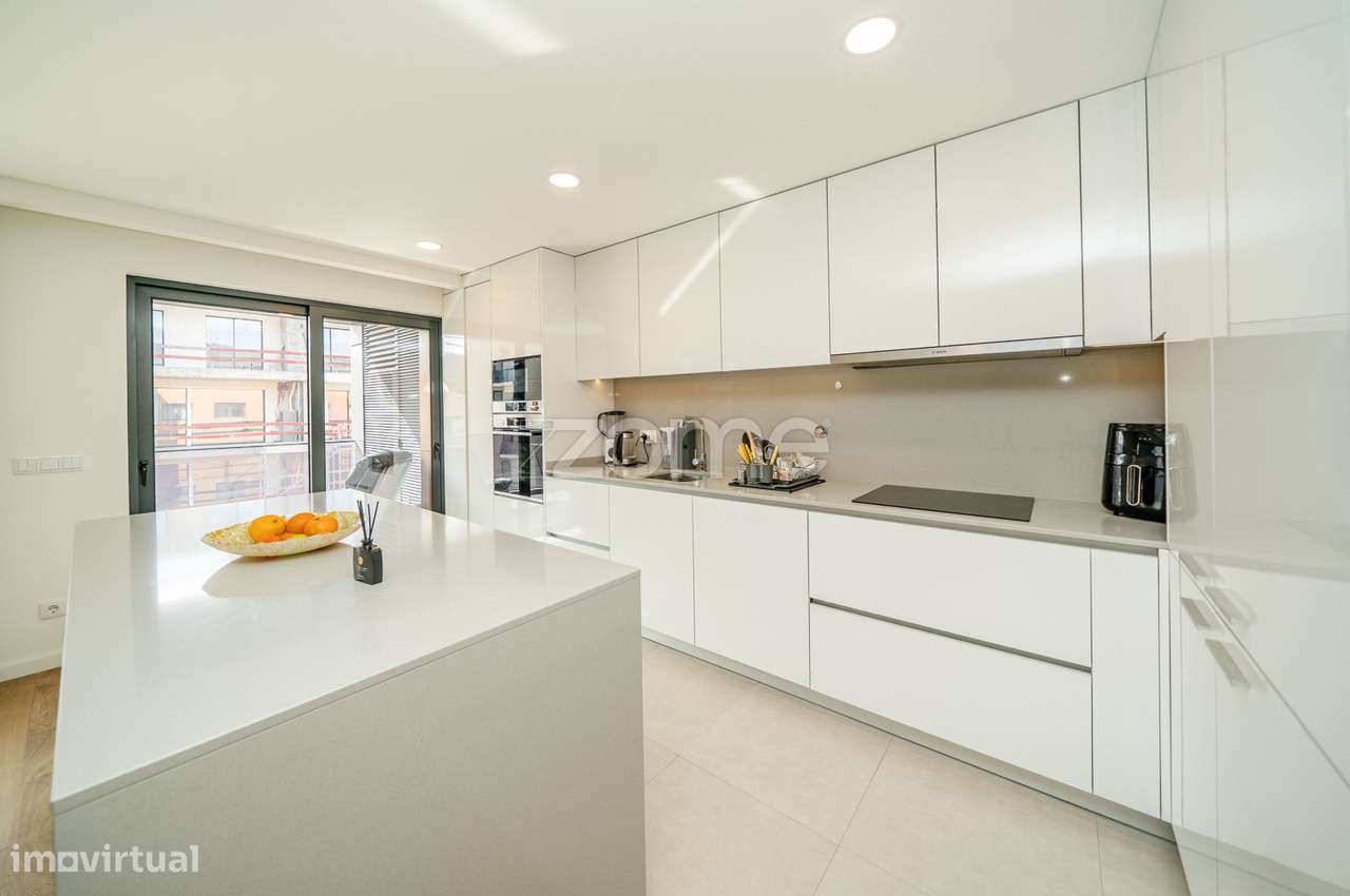 Premium T2 no Último Andar em Fraião - Grande imagem: 4/29