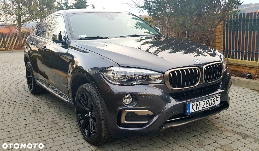 BMW X6 xDrive40d - 10