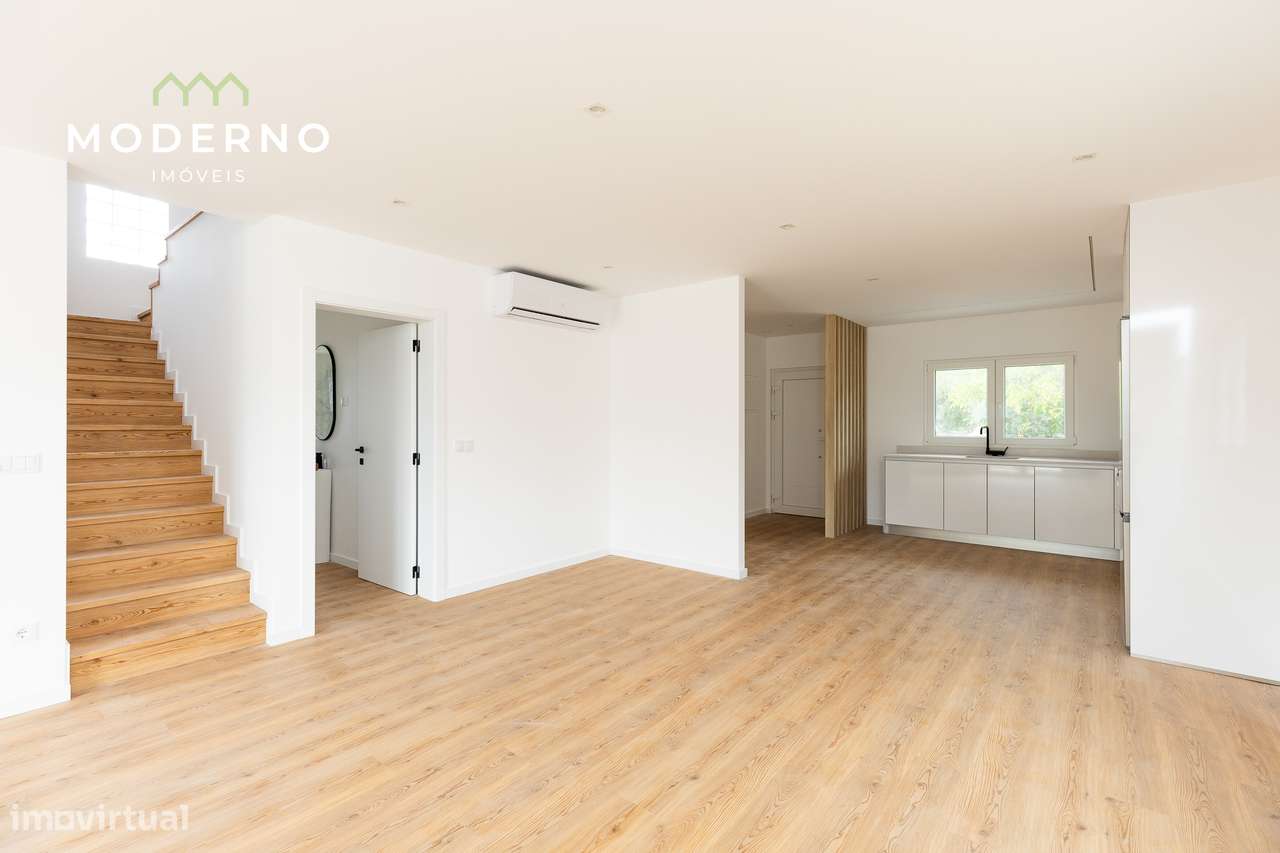 Moradia T3 com Garagem e Terreno – Antões, Louriçal-4