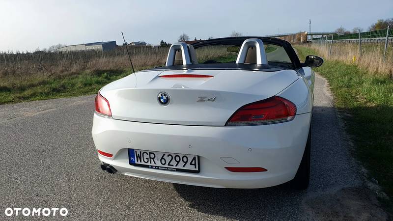 BMW Z4 sDrive28i - 19