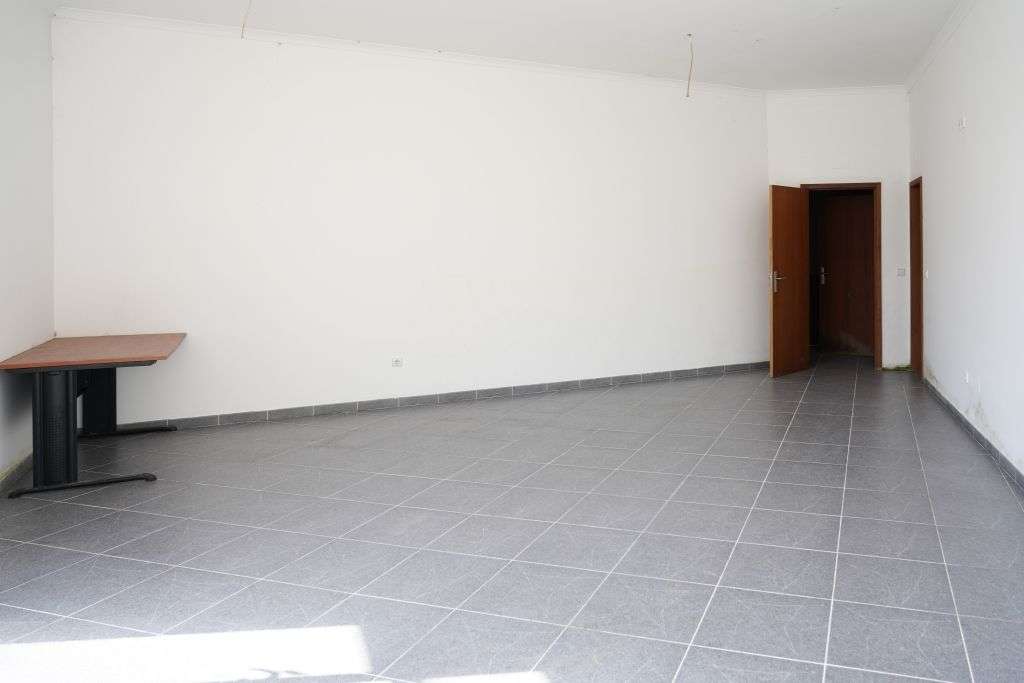 Loja a estrear no empreendimento Varandas do Mondego