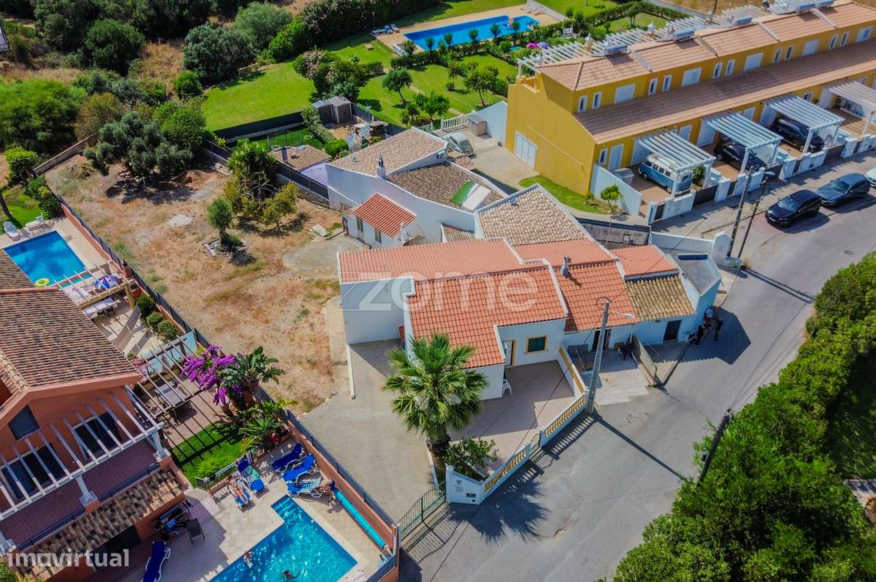 Moradia T2 de Gaveto na Balaia - Albufeira - Grande imagem: 2/22