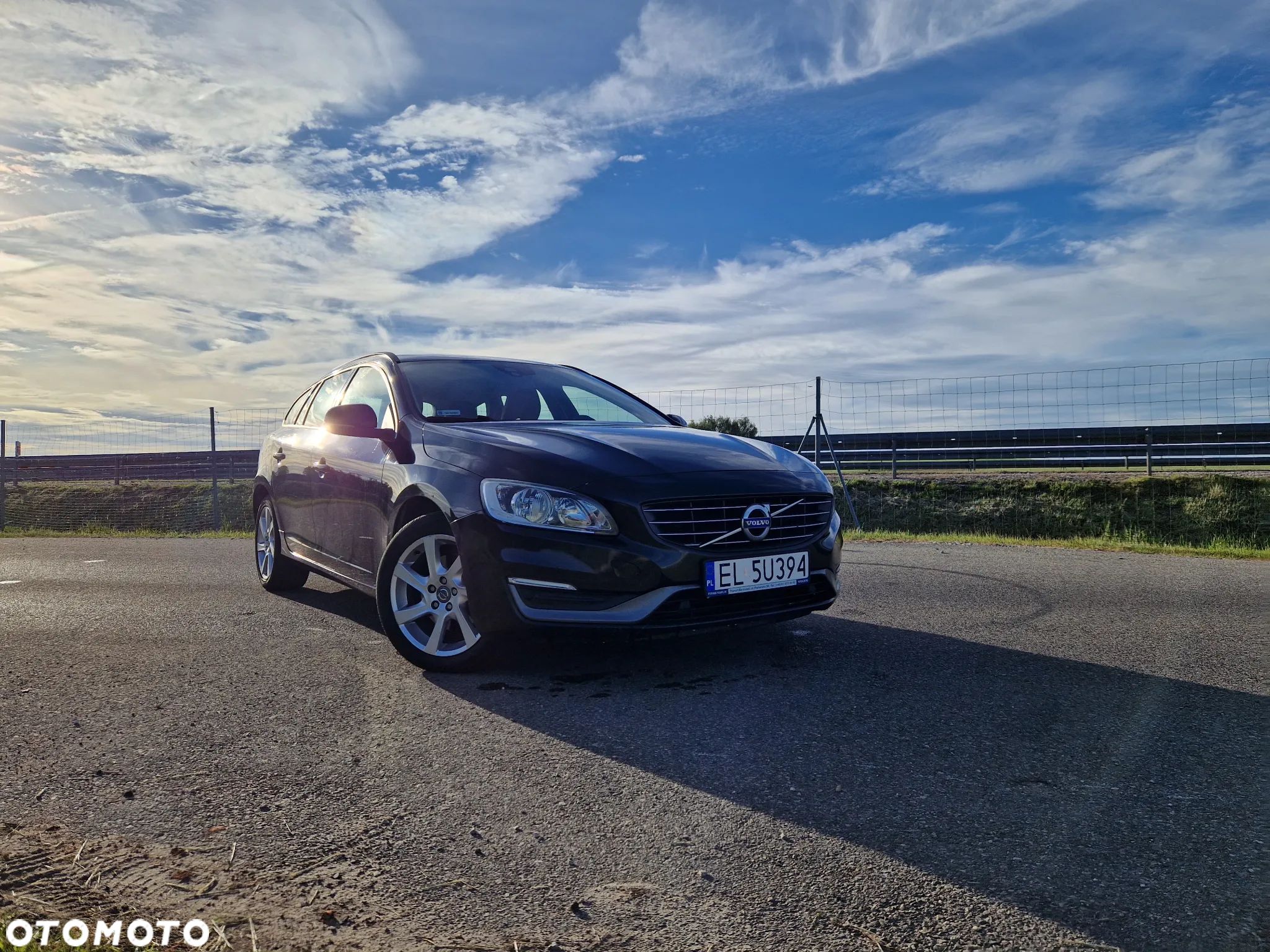 Volvo V60 D2 Momentum - 1