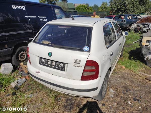 Skoda Fabia 1.4 MPI NA CZĘŚCI KOMBI HATCHBACK Benzyna - 11