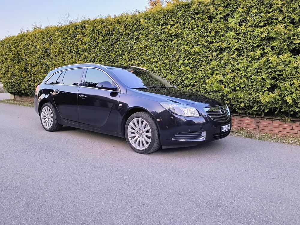 Opel Insignia A 2.0 CDTI Automatik 4x4 Sport 2011