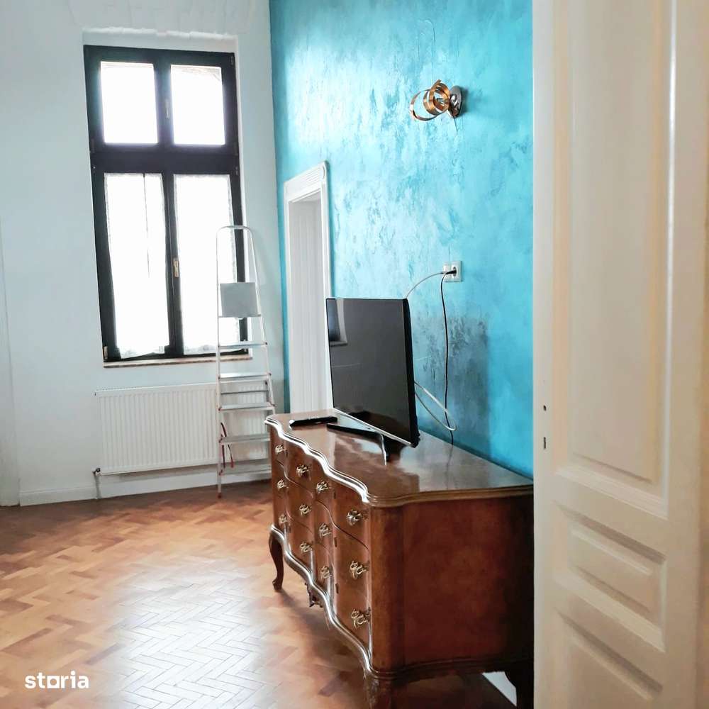 Dau în chirie apartament 2 camere-zona Ultracentrală Piața Unirii - Imagine principală: 4/6