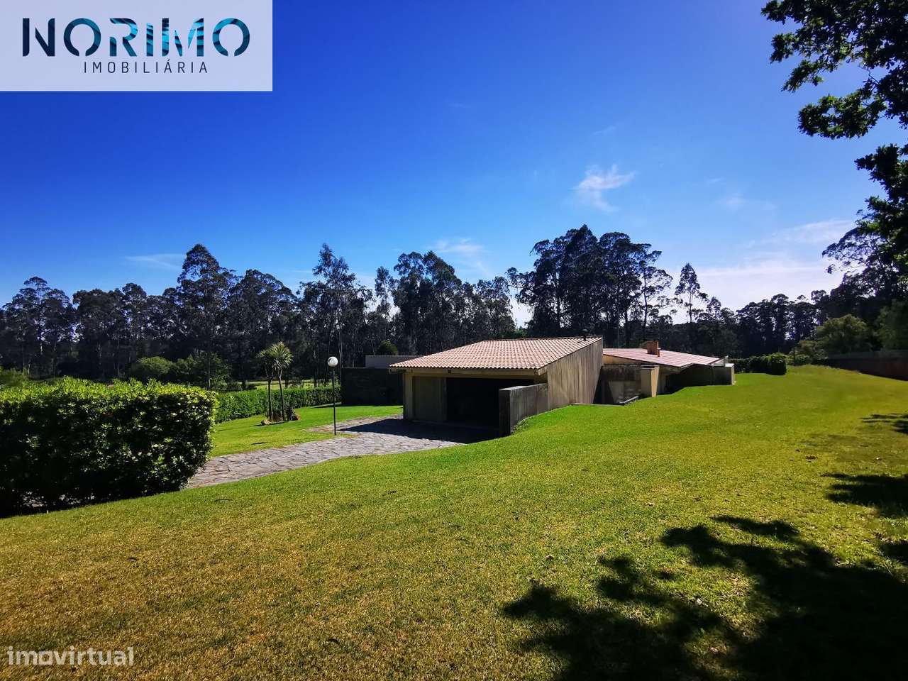 Moradia com Piscina (frente Rio Cávado)-13