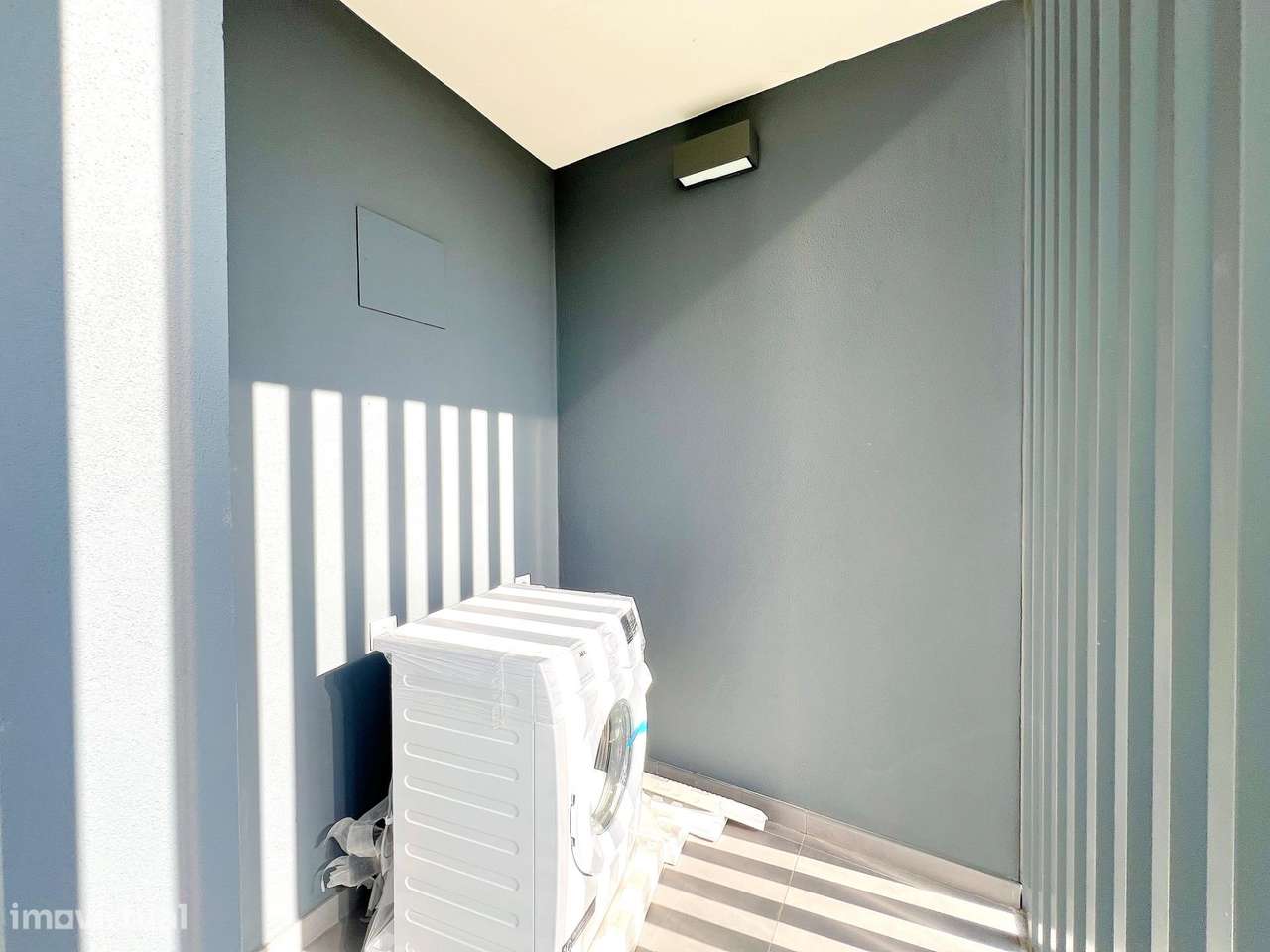 T2 novo c/ estacionamento e varanda - URBANIZAÇÃO MOINHOS DO...-7