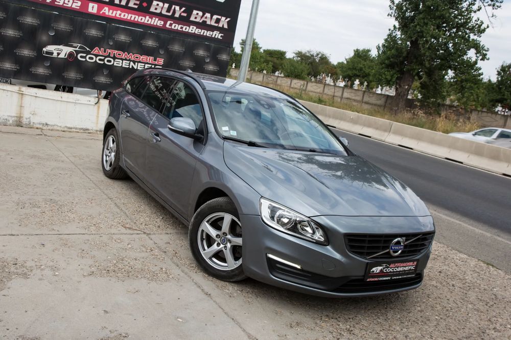 Volvo V60 I [2010 - 2018] D2 Geartronic Kinetic 2015