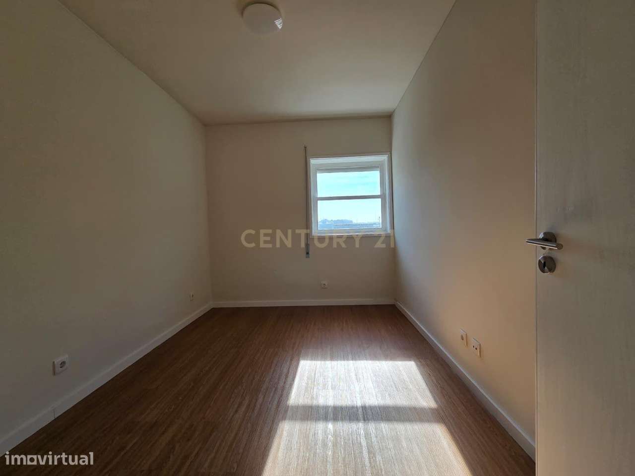 Apartamento T2 Remodelado em Leça da Palmeira - Grande imagem: 4/25