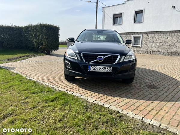 Volvo XC 60 - 4