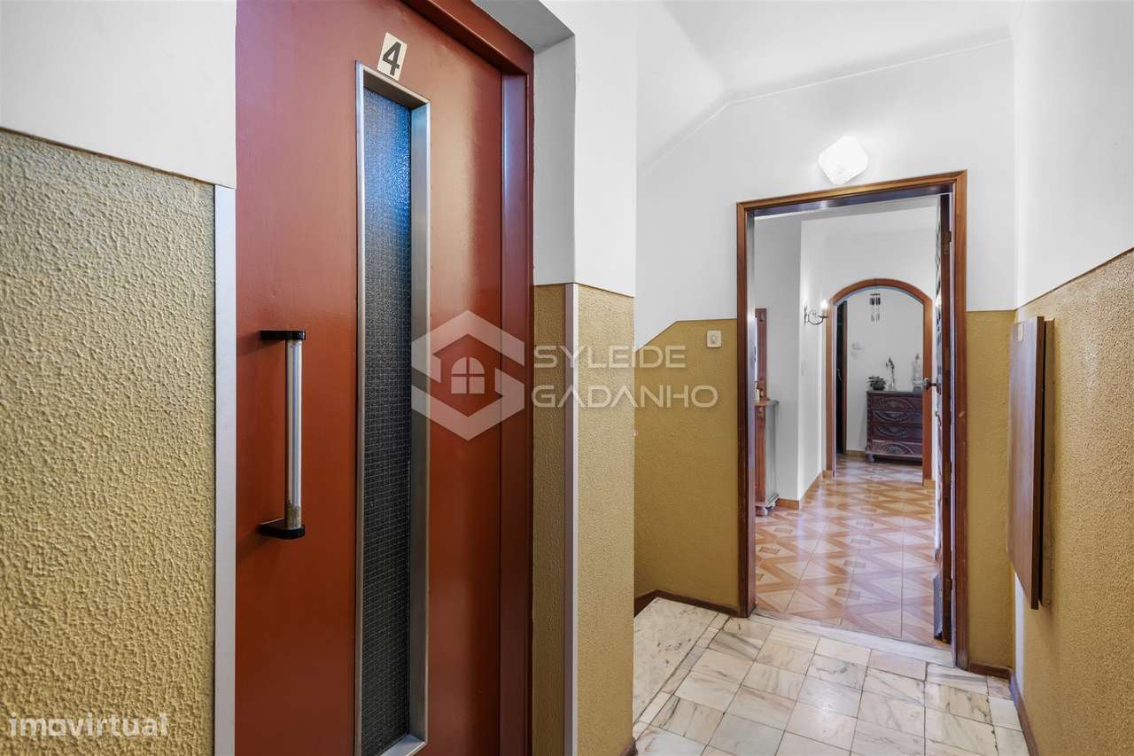 Apartamento T4 para VENDA na Calçada das Poldras, zona baixa da Covilh - Grande imagem: 5/50